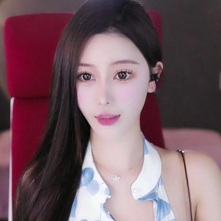 小山美月🍓加灯牌提问