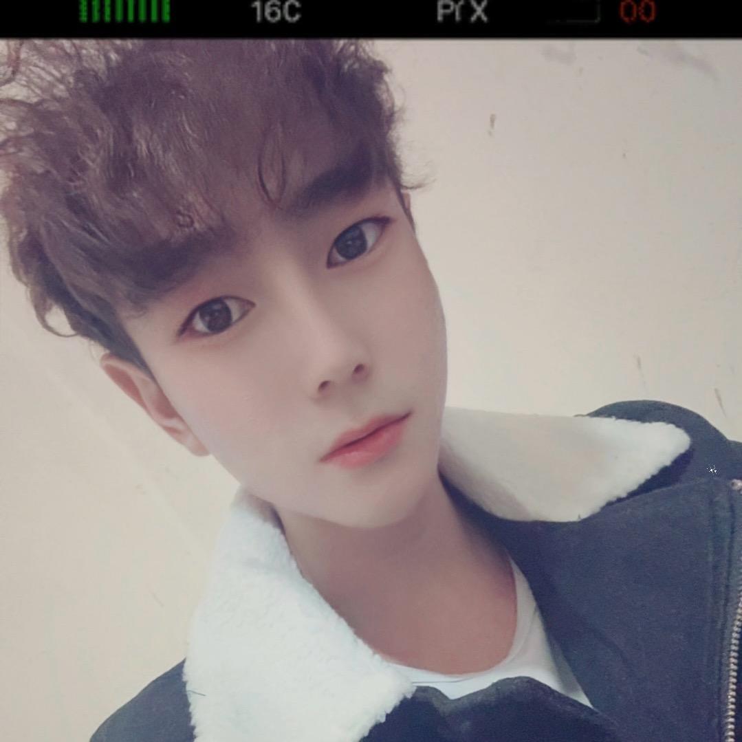এ᭄ꦿ꯭๓余小杰 °ꦿº᭄