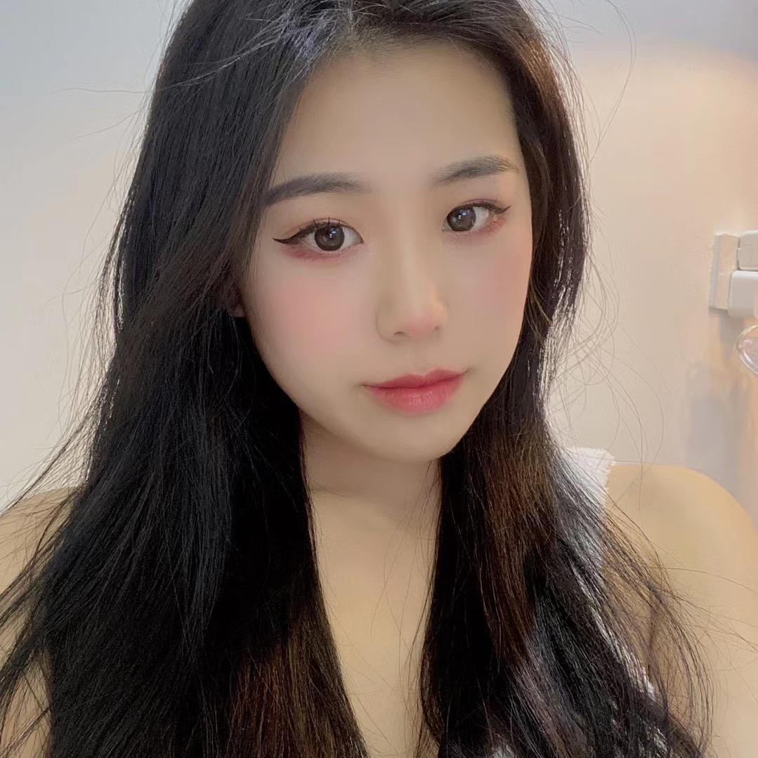 开高尔夫的小姐姐