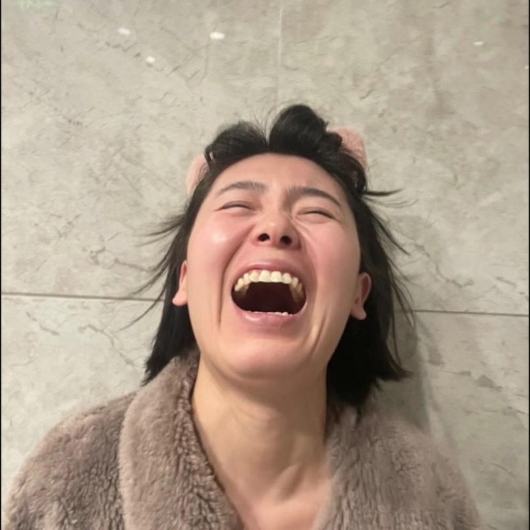 暴躁小姨