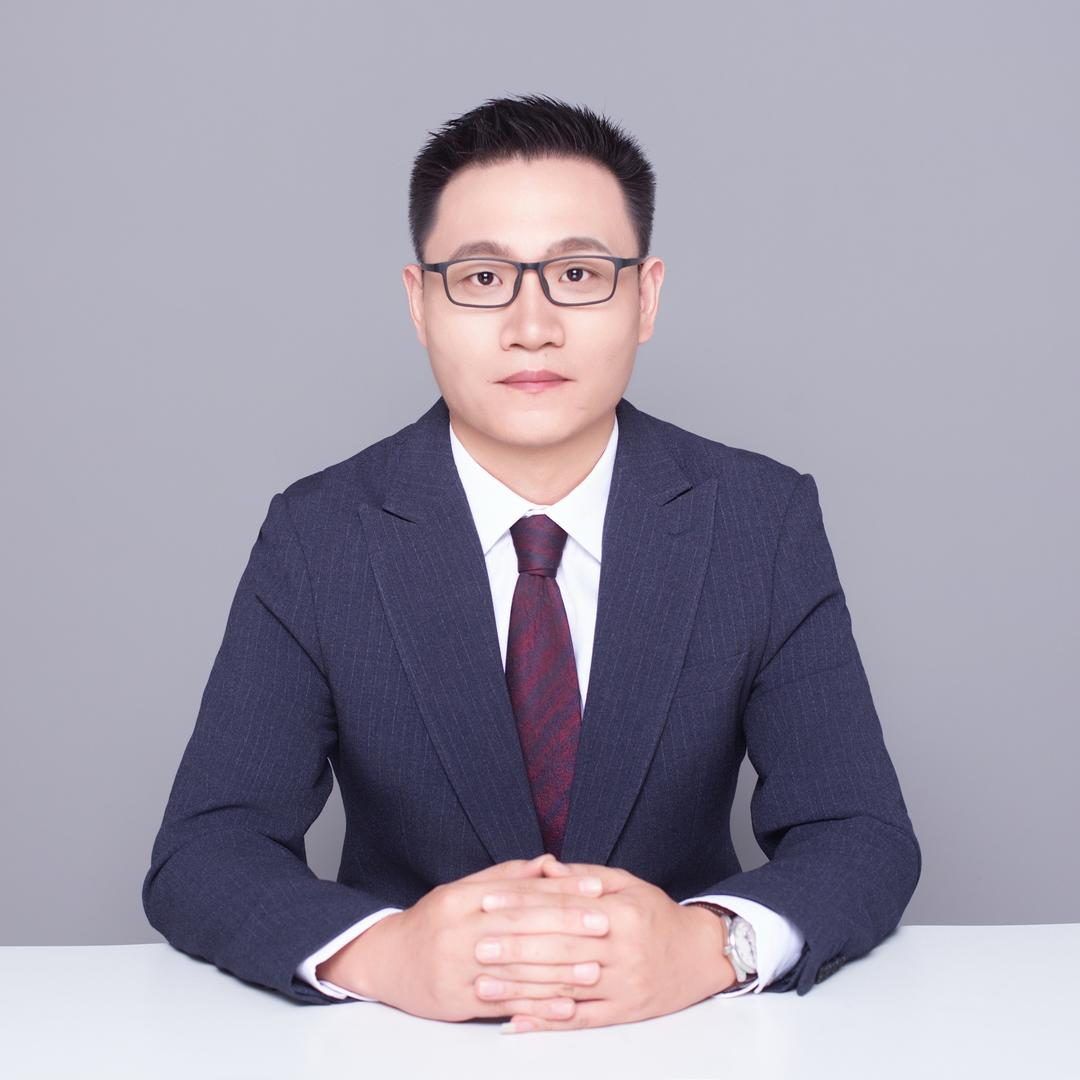 情报员平哥