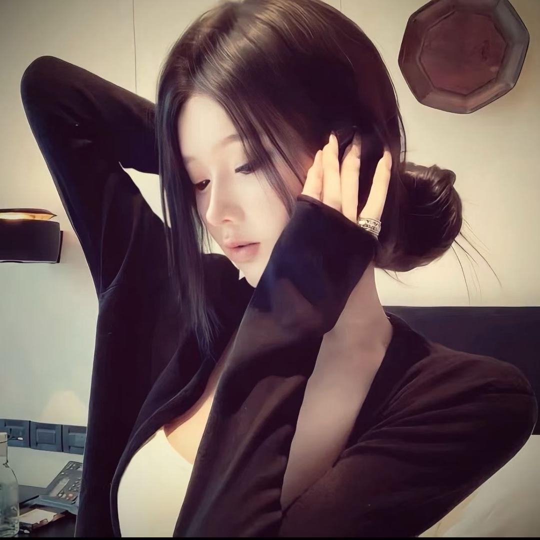 Ay.怡