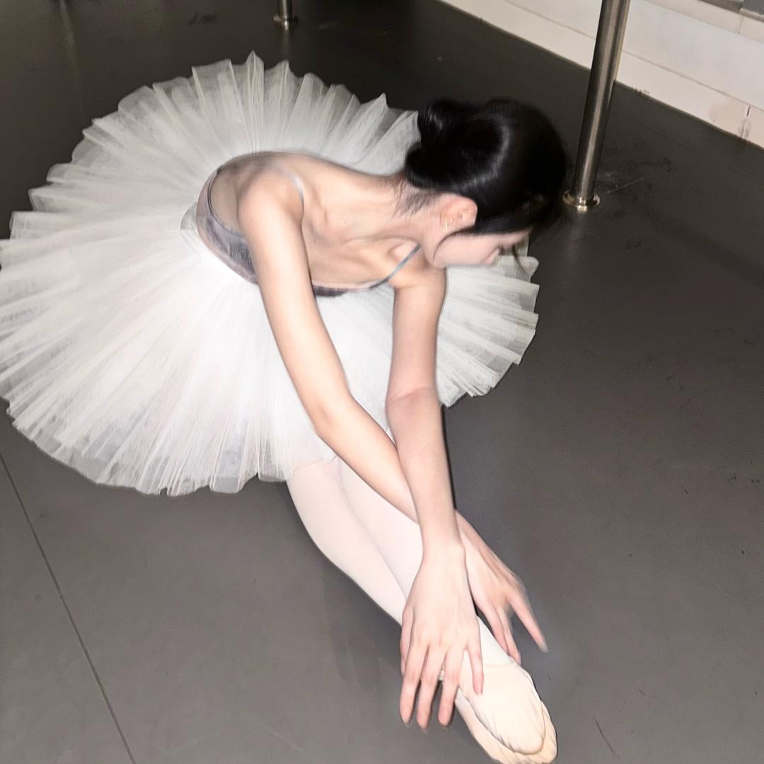 王依娃