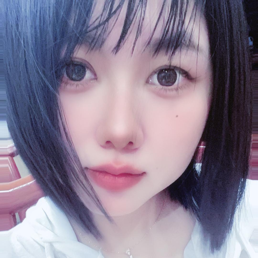 桑梓龙虾🌸罗彤