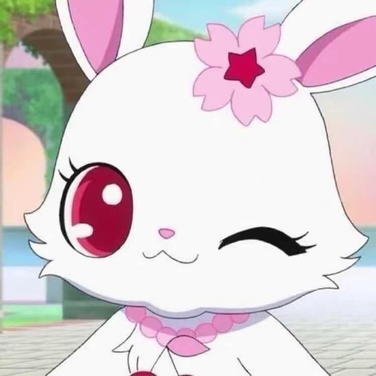 z霞^-