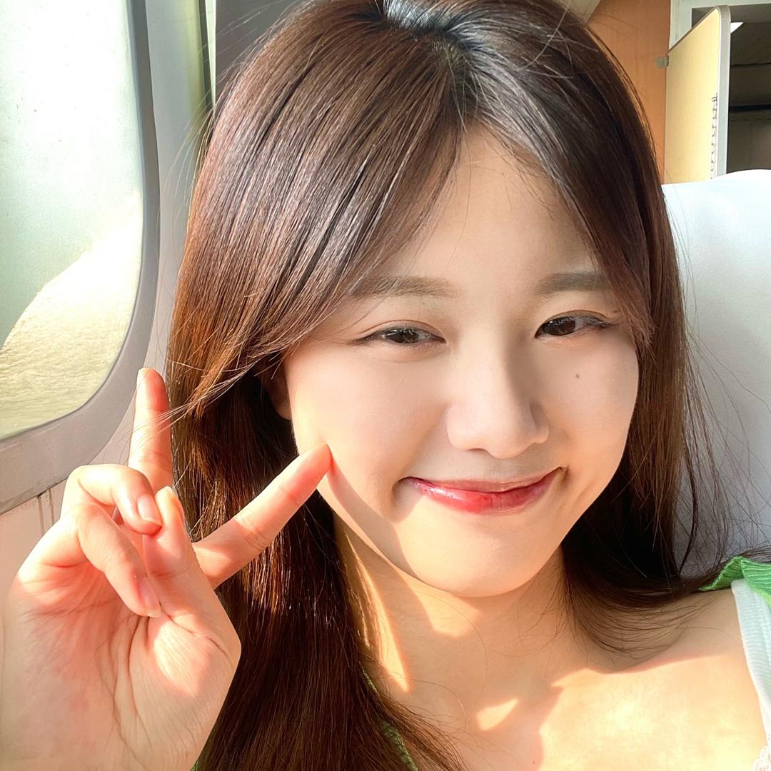 李佳佳
