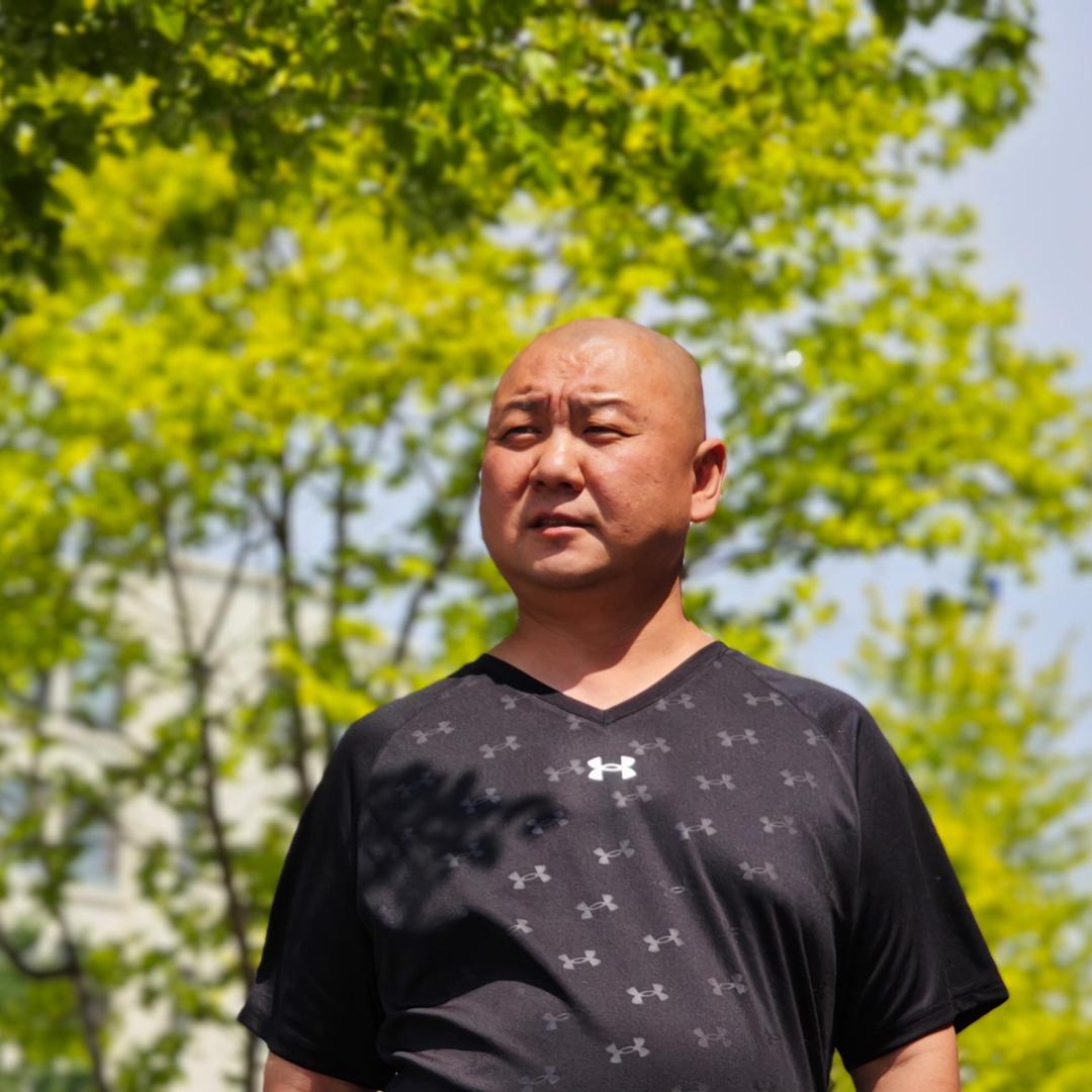 游戏搬砖老炮平哥