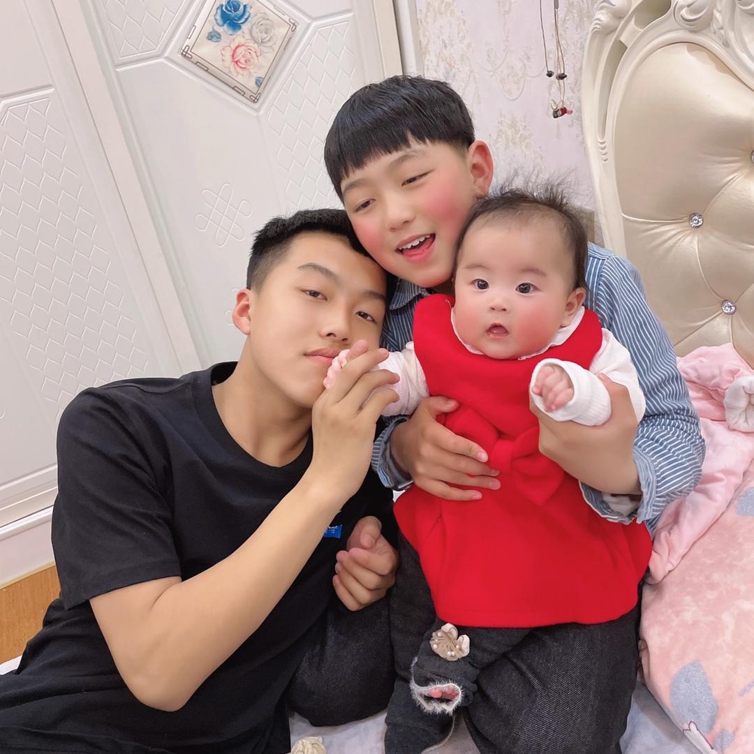 快乐兄妹