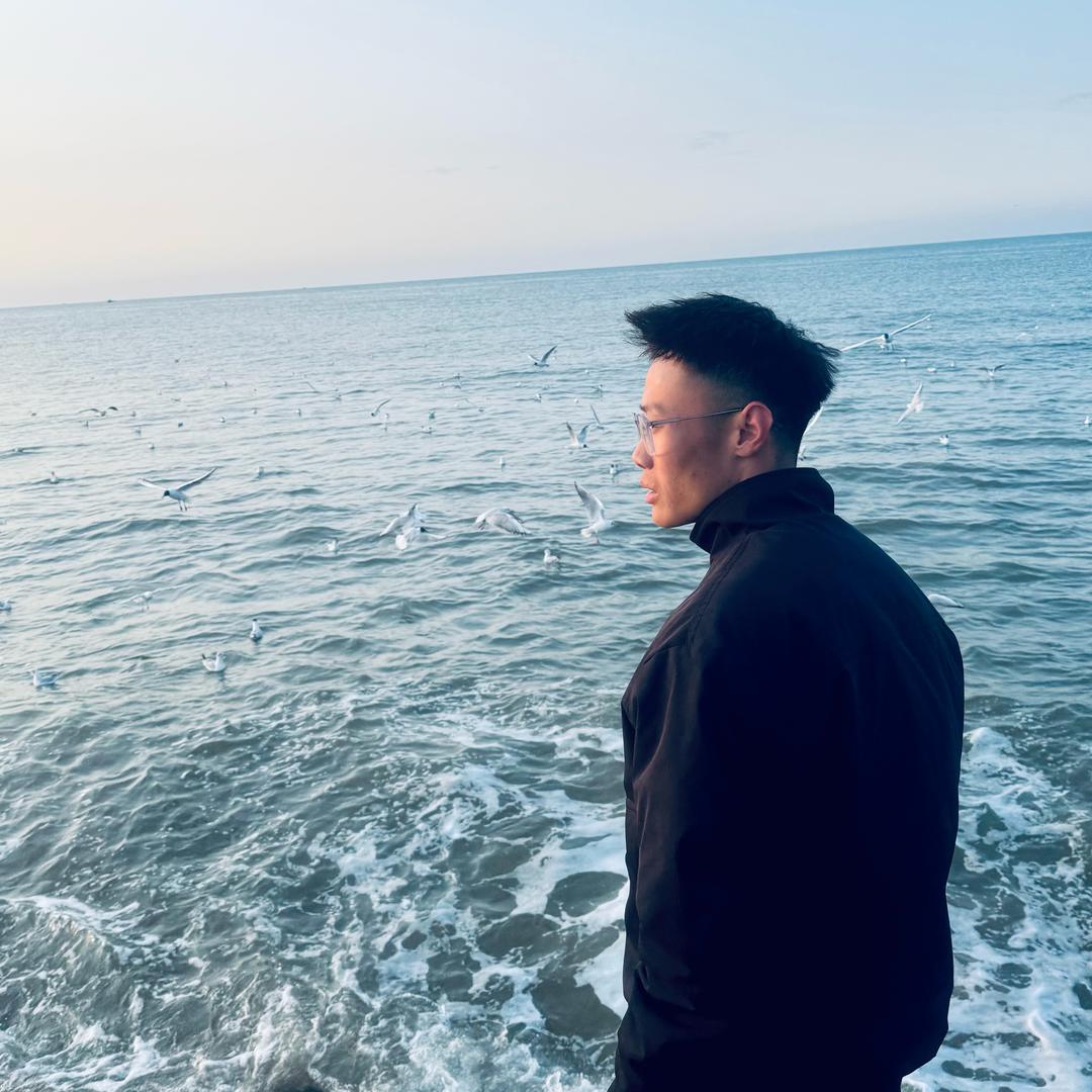 蟑螂恶霸👾