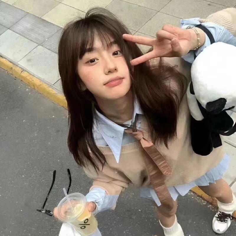 彤彤子