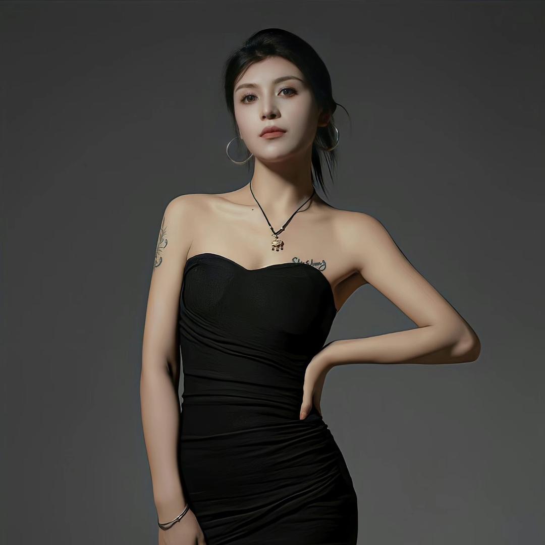 不吃香菜的张小姐💋