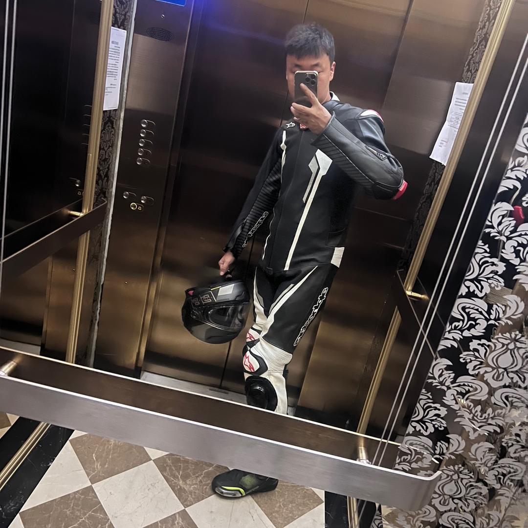 跑不快就是溜达