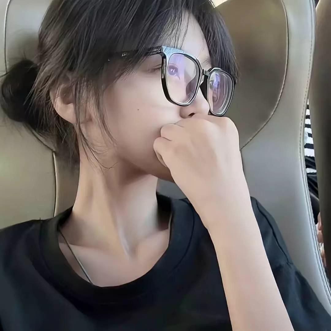 性感姆蟑螂🪳