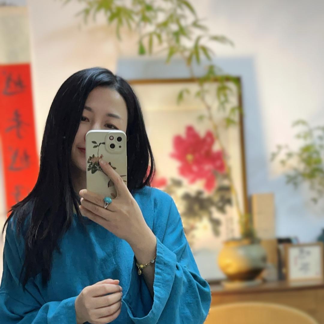 娜依的沉静时刻