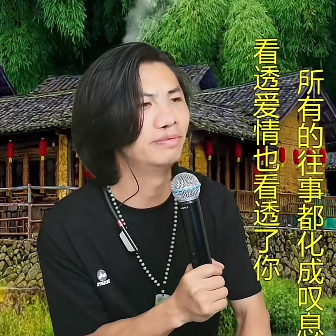 丑丑爱唱歌（闭关中）