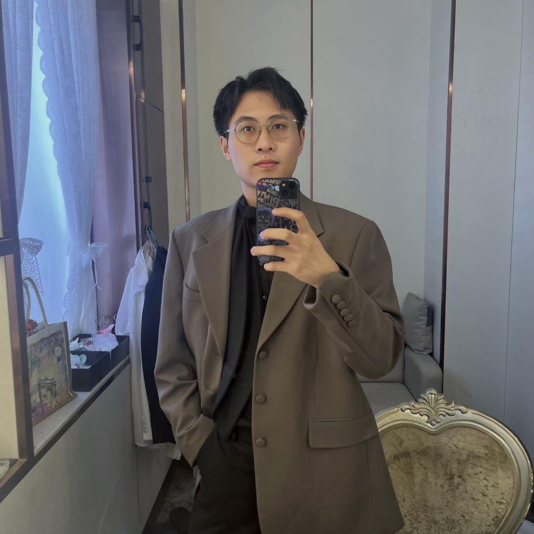 00后柳州爱卖砖的大杨