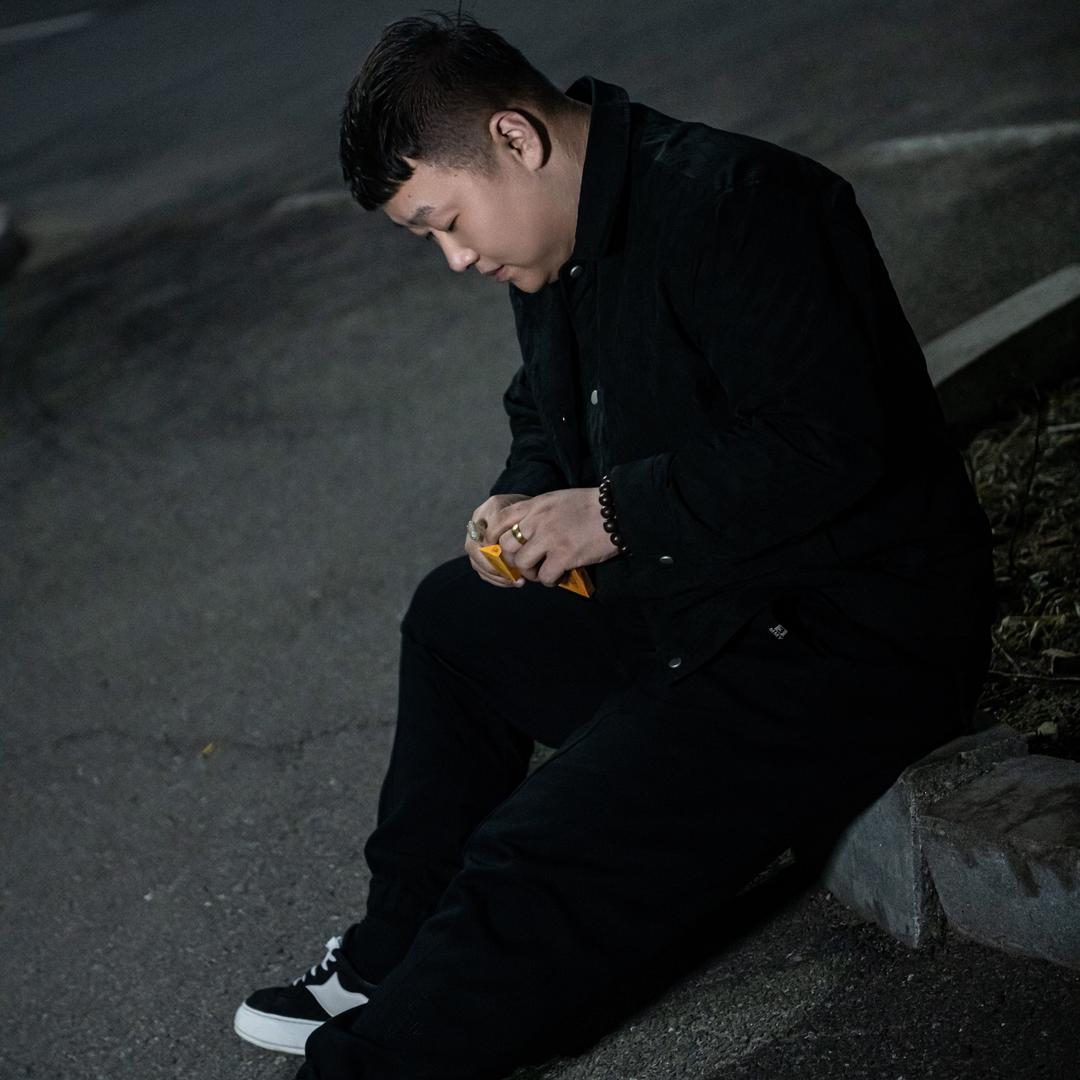 不知名的王先生