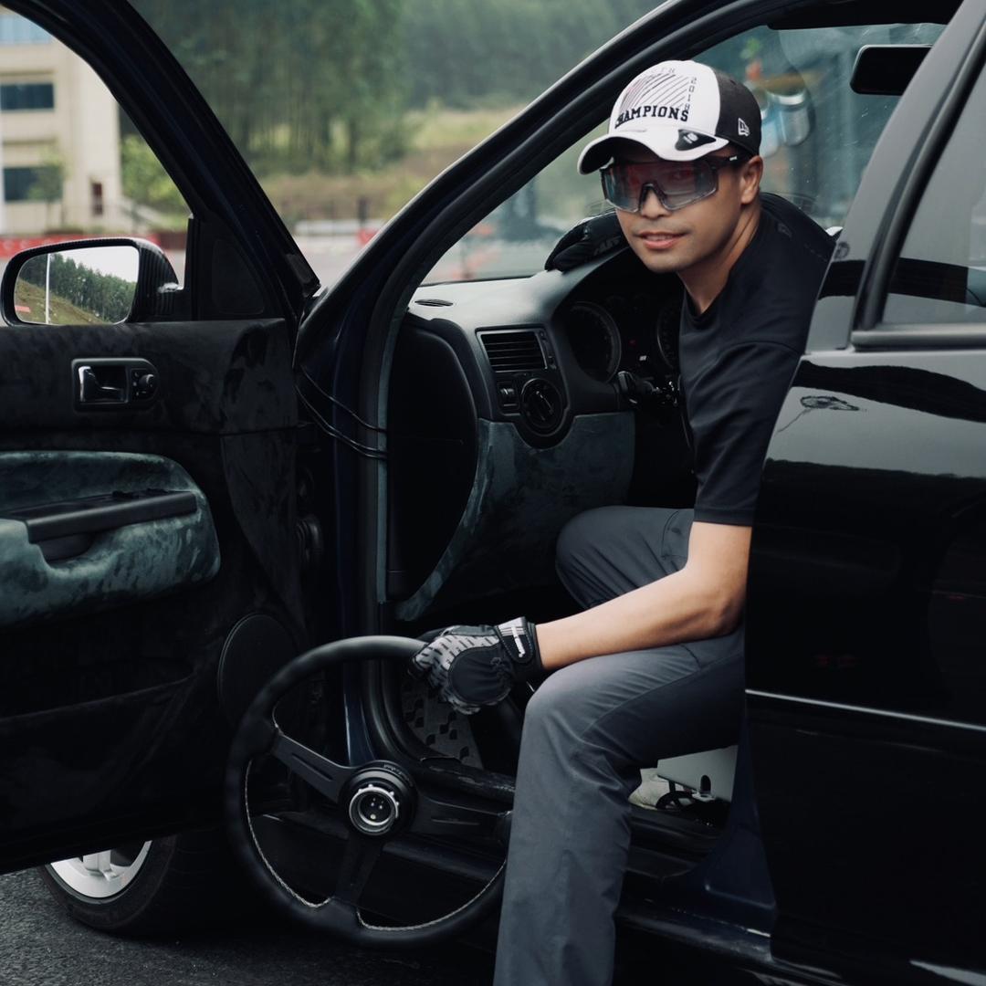 好车堂中古車工作室