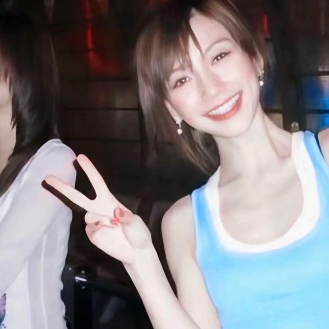 小鲤小鲤快快游꒰ ᵕ̈ ꒱