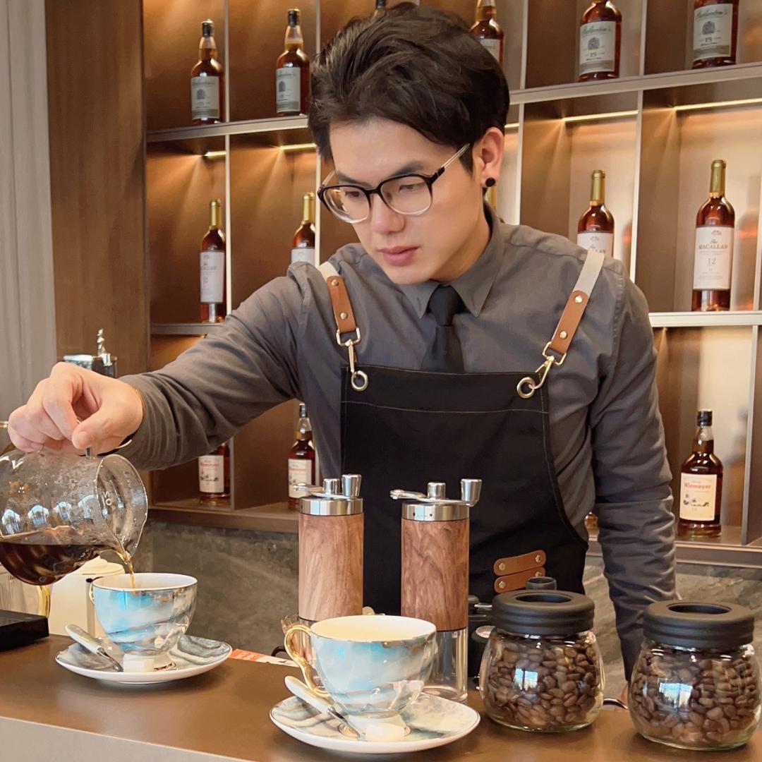 厦门调酒师Bobby