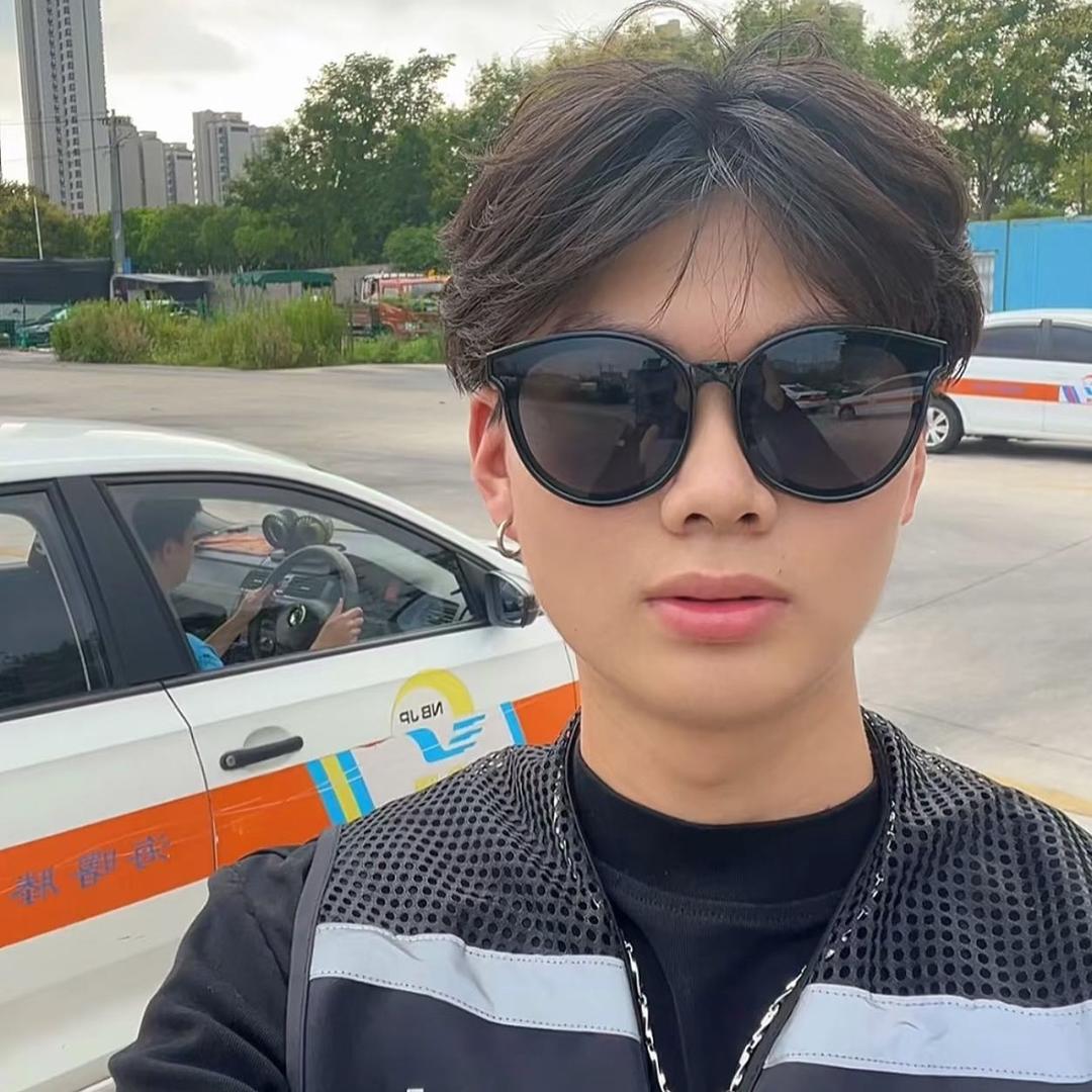 明宏驾校-张教练