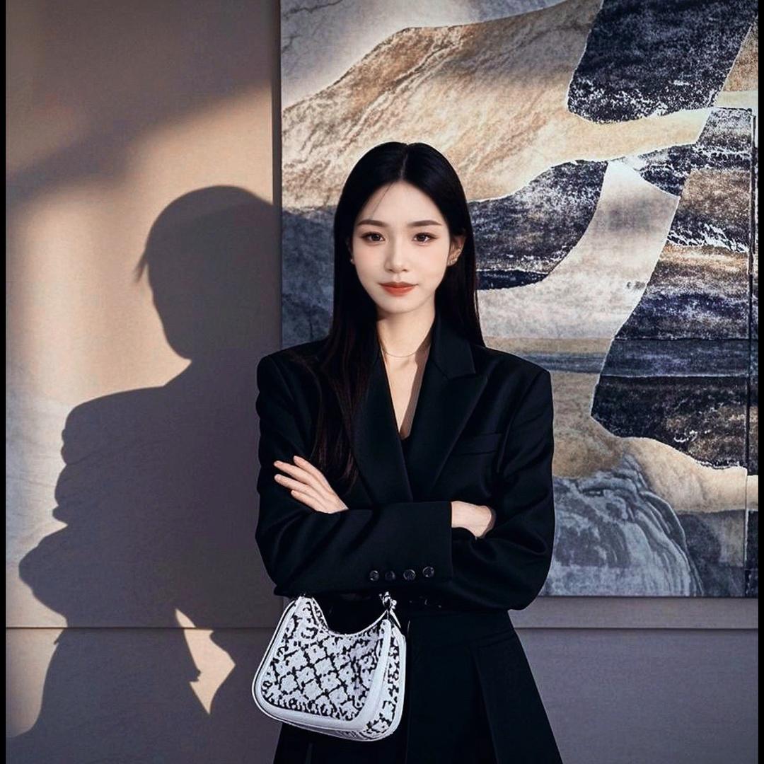 岩岩子