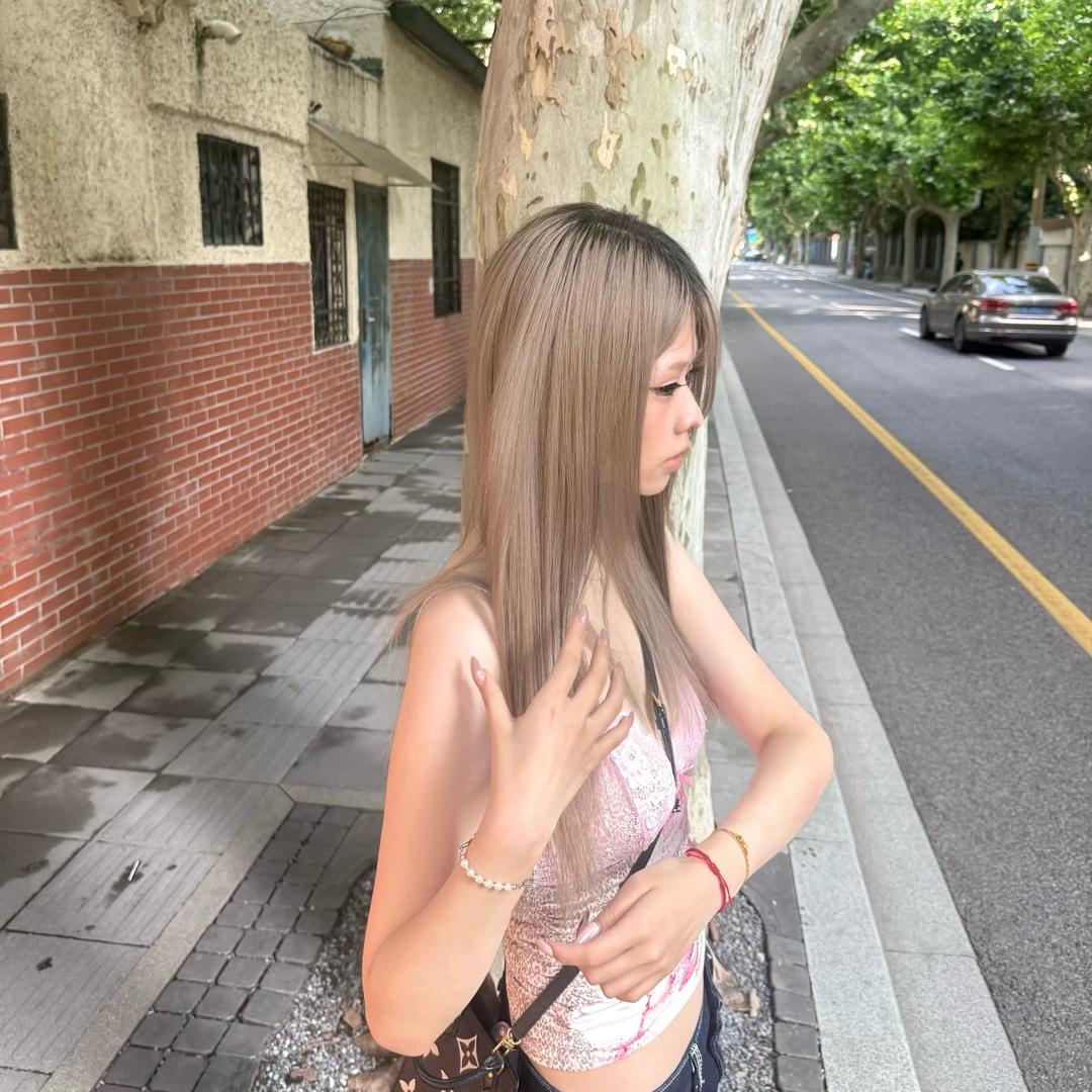 Le1ee