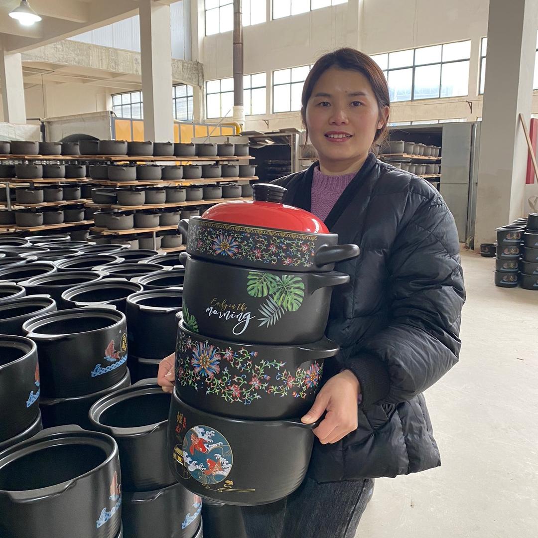 景德镇香喷喷陶瓷砂锅工厂