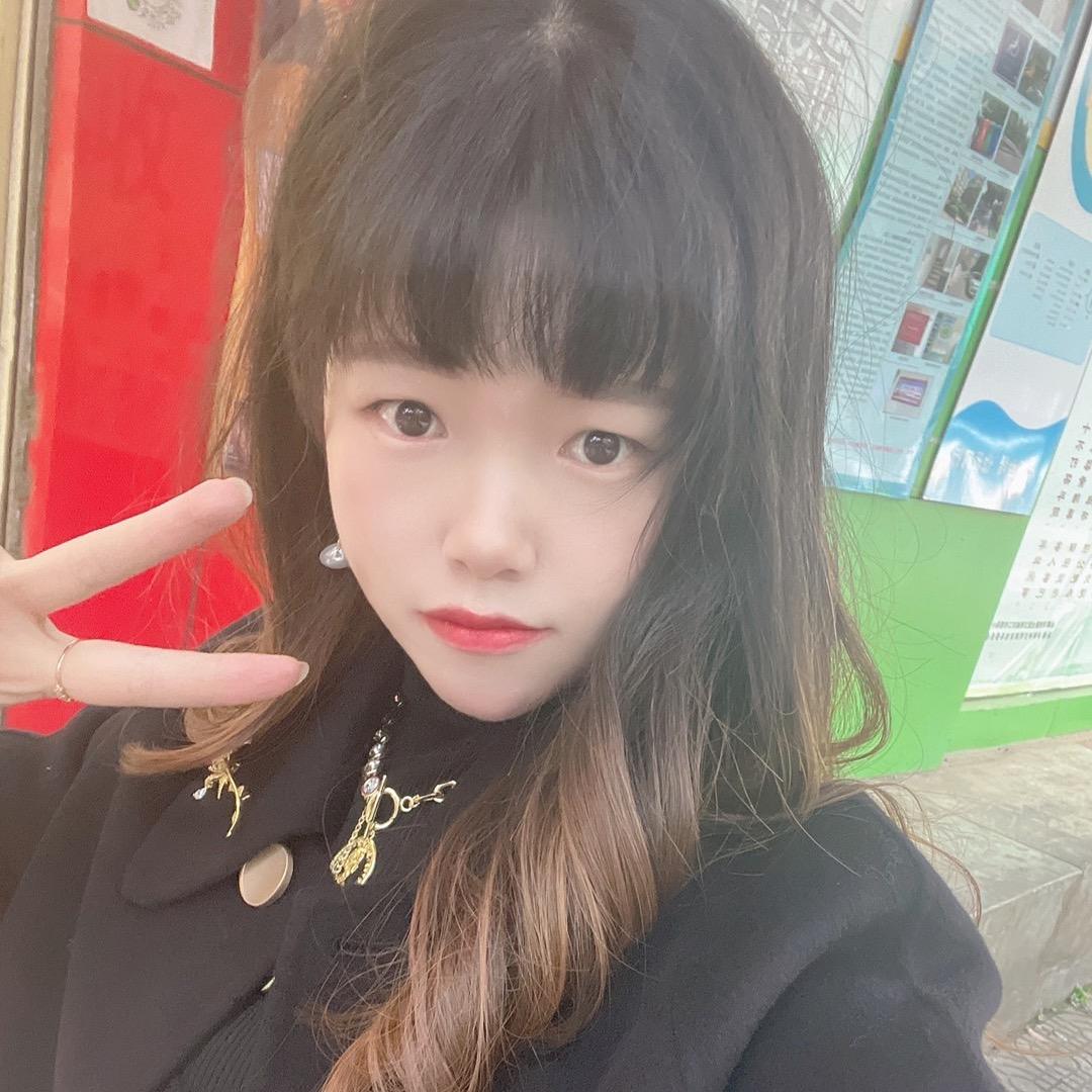 🍃传说中的小月💓💓