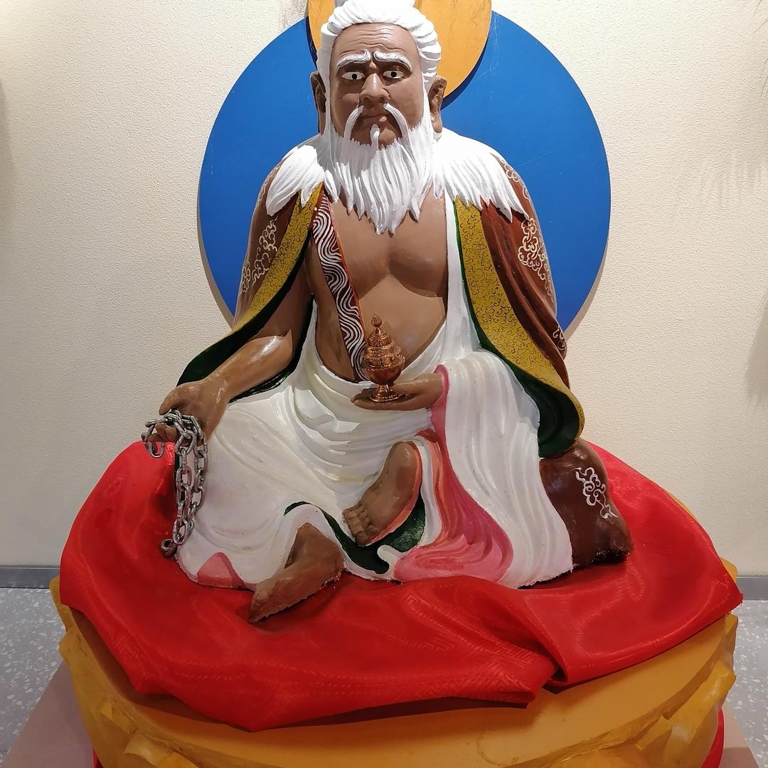 ༄ལྷ་མོ་བ།🙏