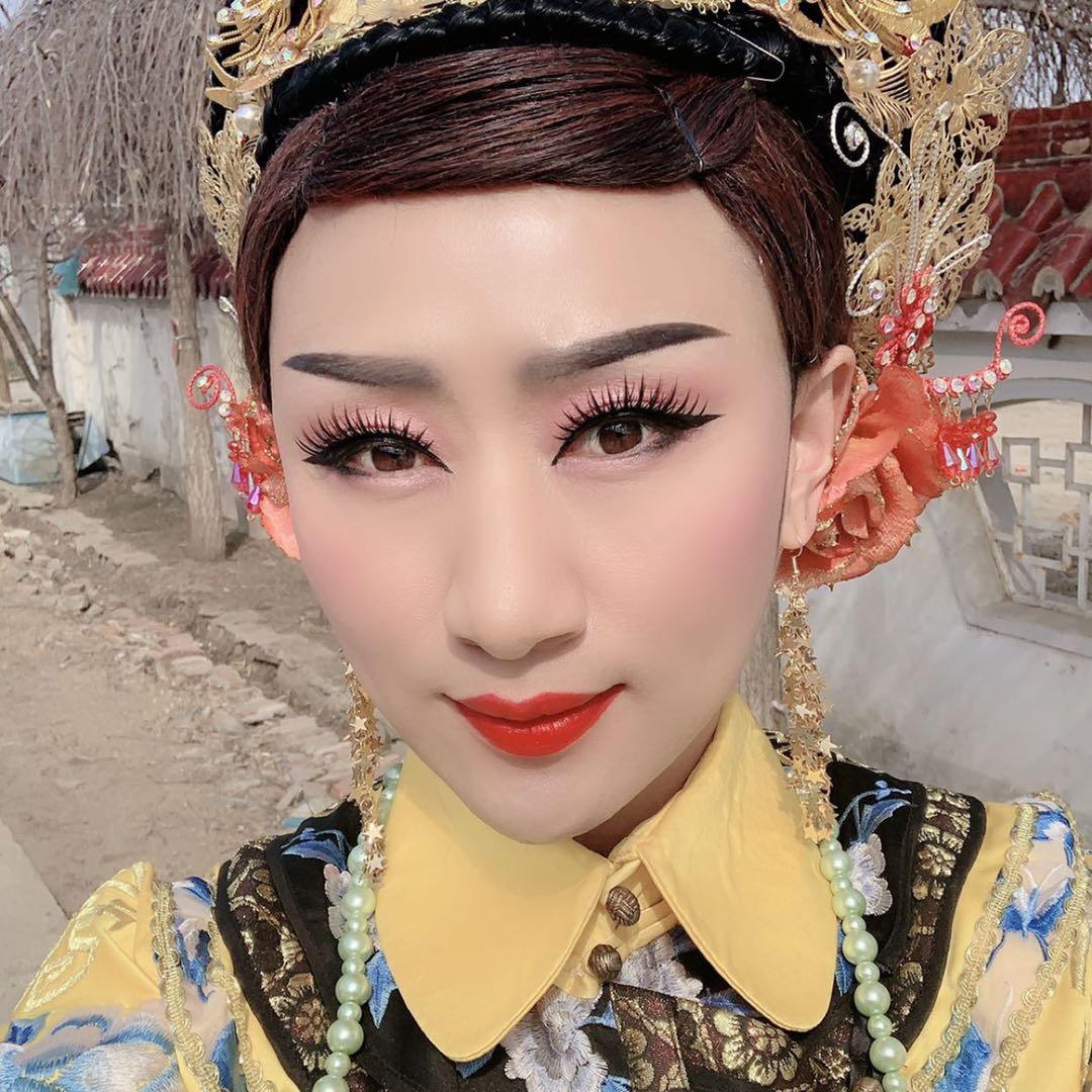 大青姐 王一涵
