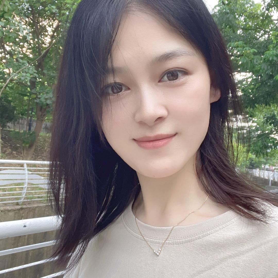 婉洱定制女装