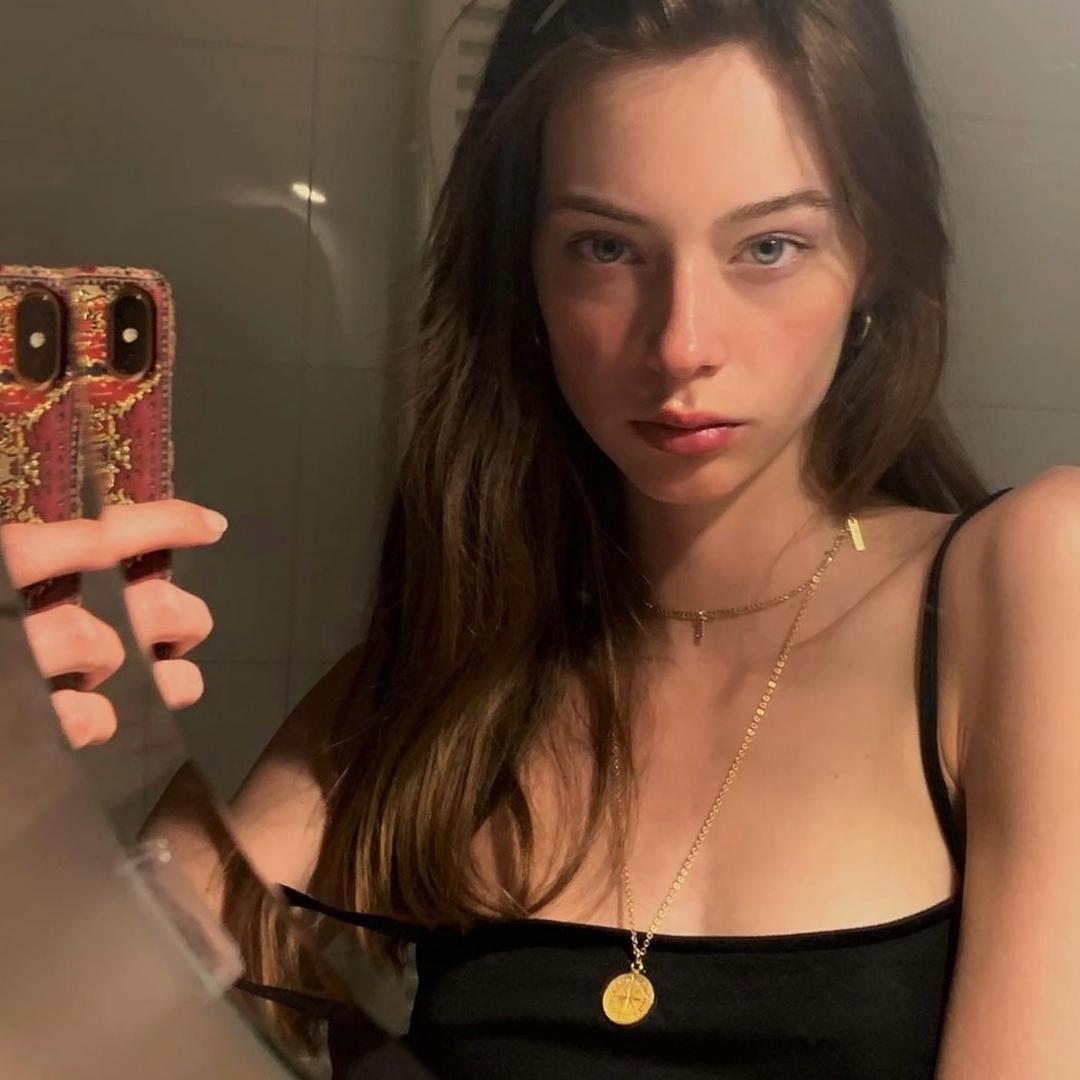 7点59