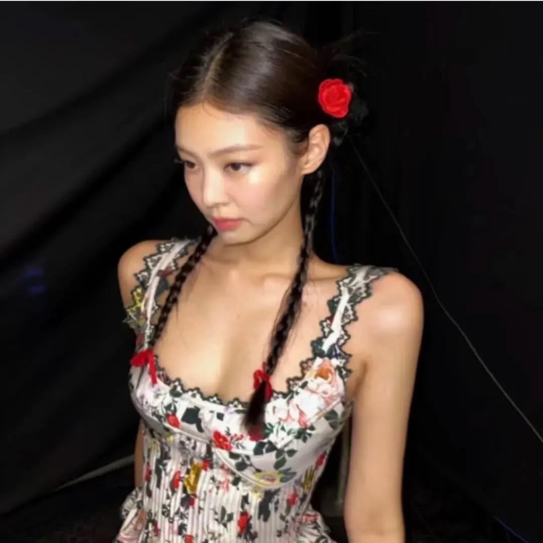 是痣痣诶.