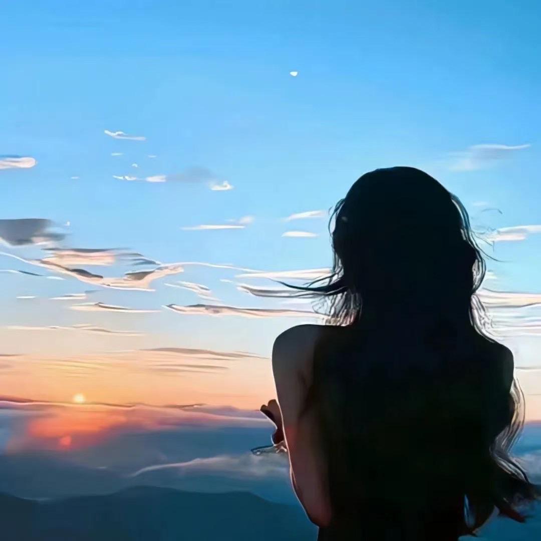 月亮不困🌙