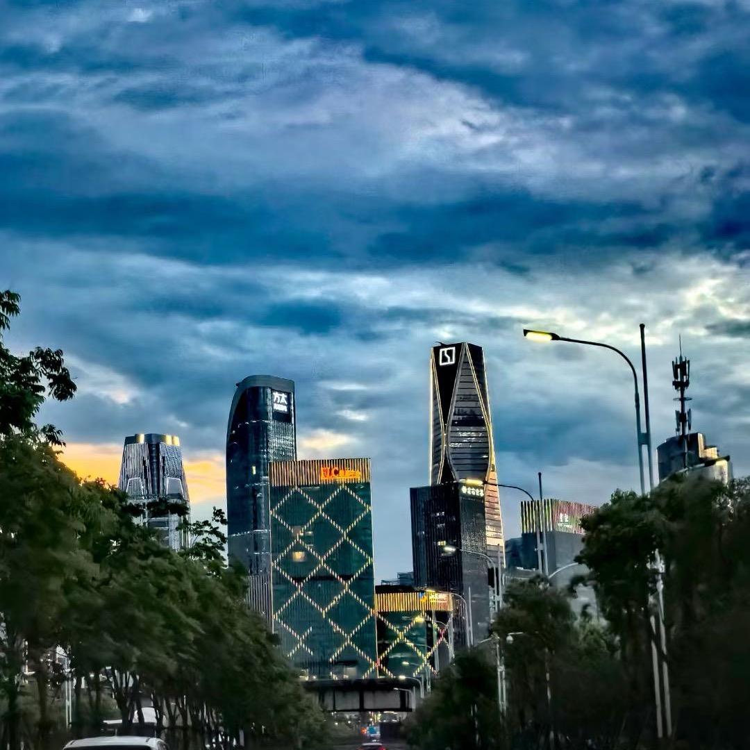月半大管家(下午四点带大家一起玩)