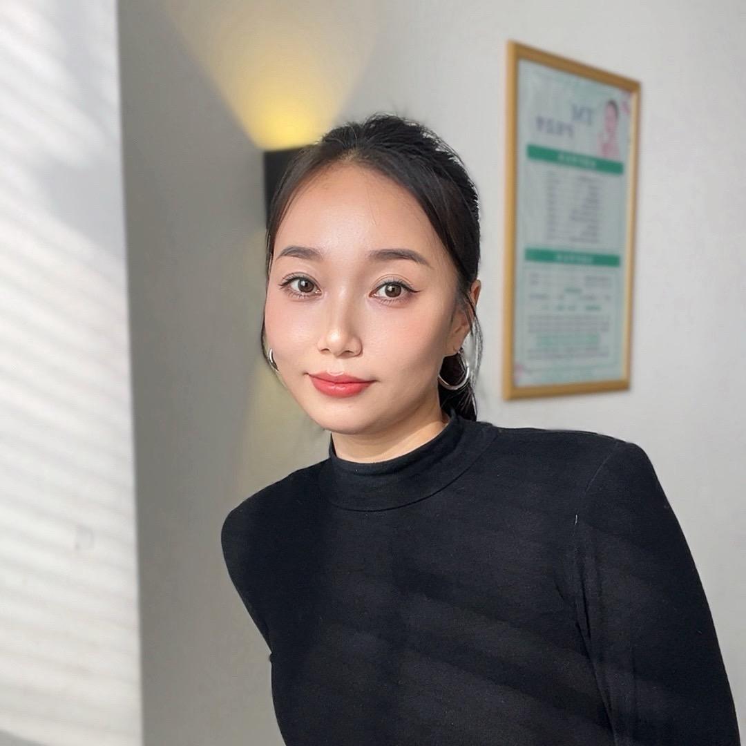 王冰(去班 志 优)