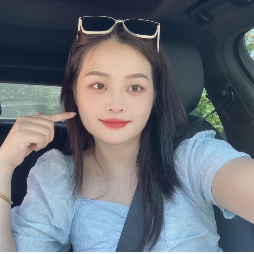 刘小刘微胖女装