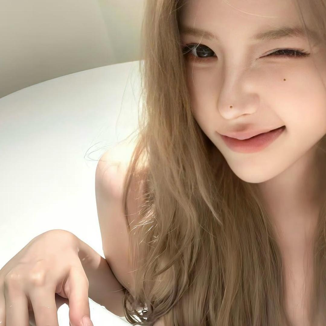 一个甜妹罢了🧸