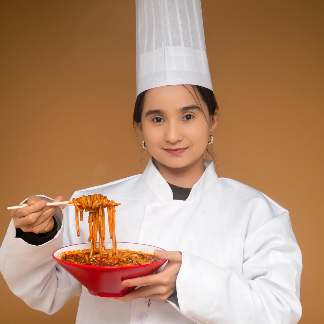 沙依巴克区青峰路哦吼耶辣子鸡店