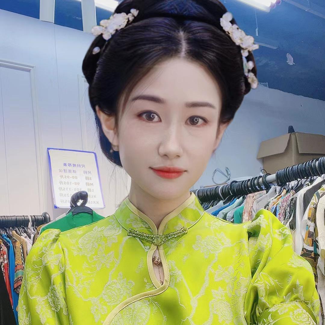 深圳南油葵昔服饰