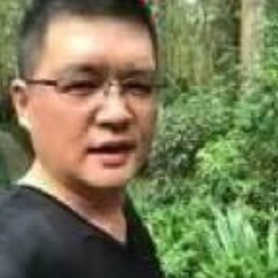 健凡阿富