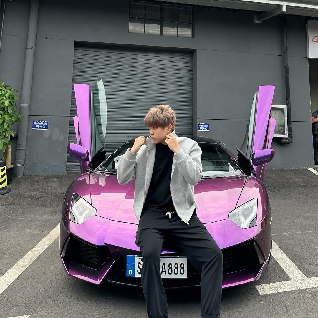 ANKER AUTO 伊森
