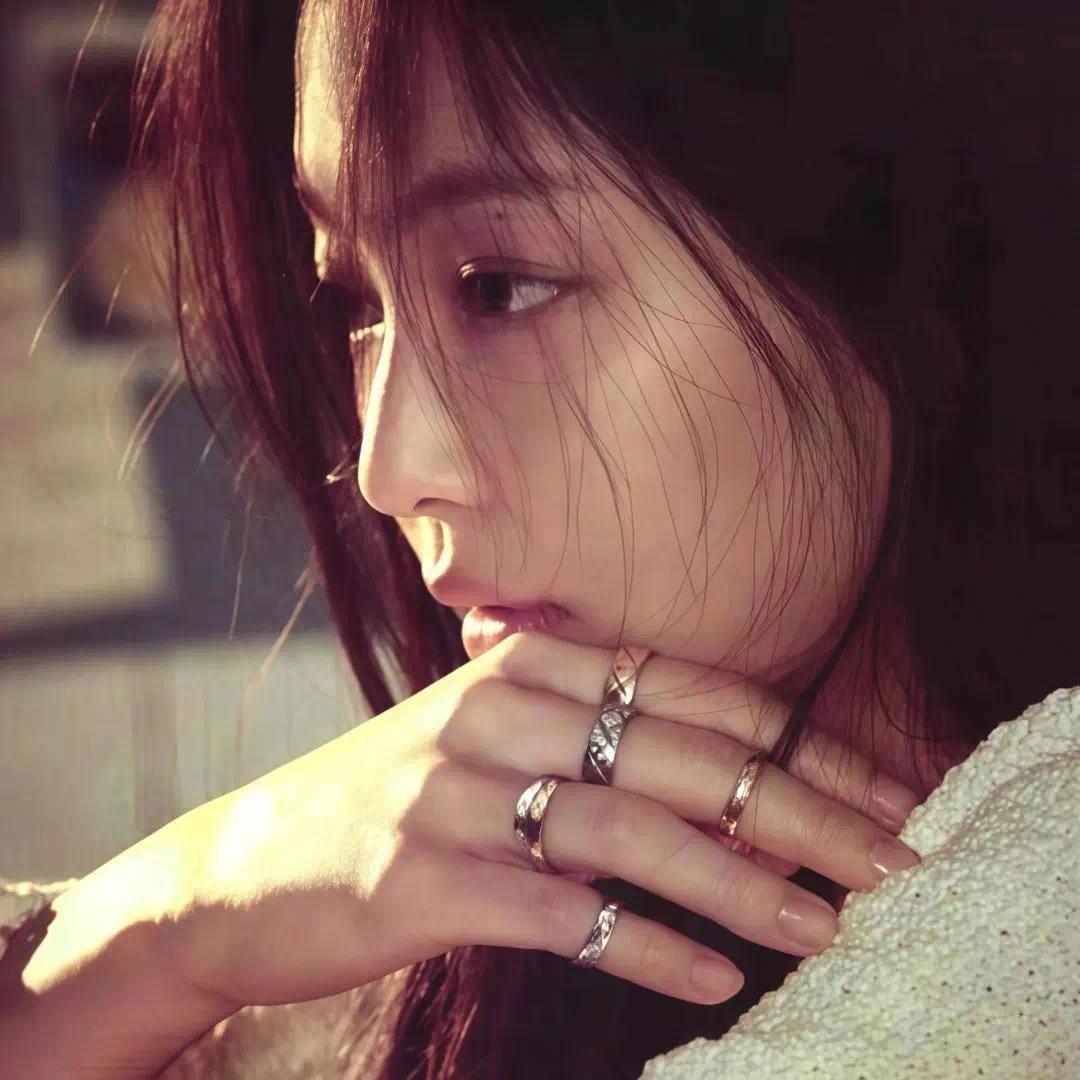 AAA农村忧郁鸡屎女总裁