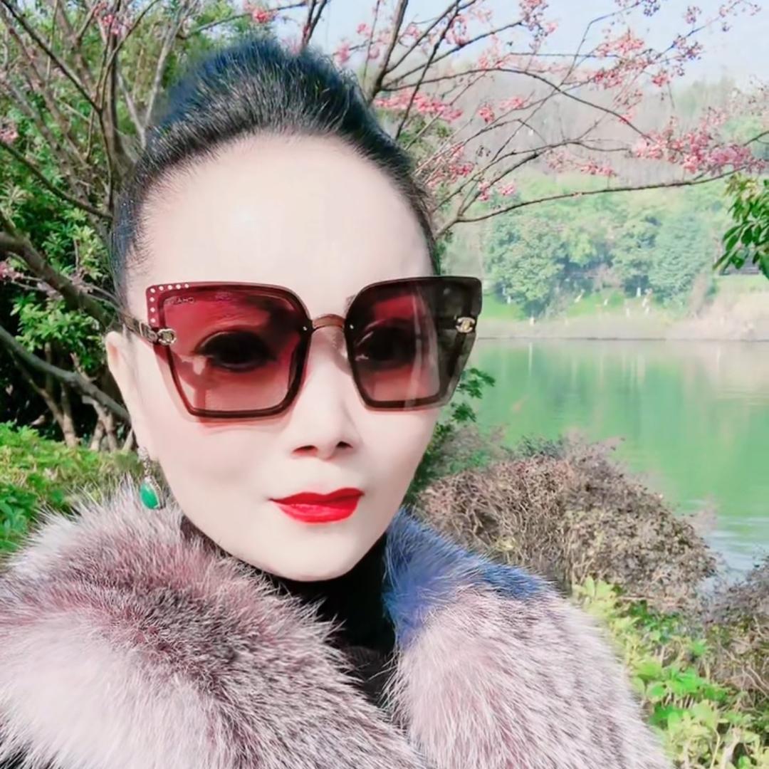 女王娟娟《工程装修》