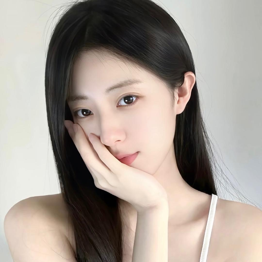 八月  .