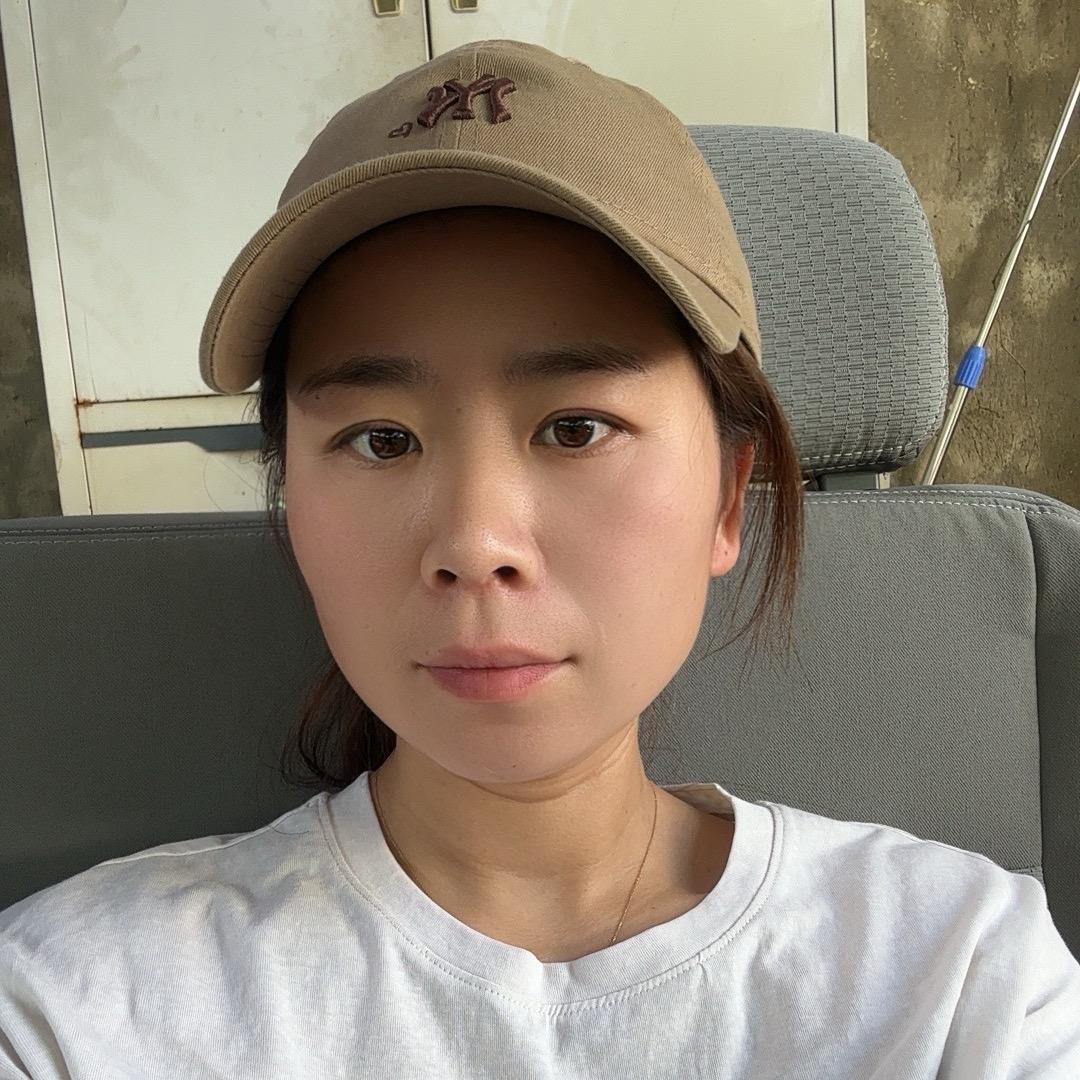 赵春红——武汉柴油二手车大面包车