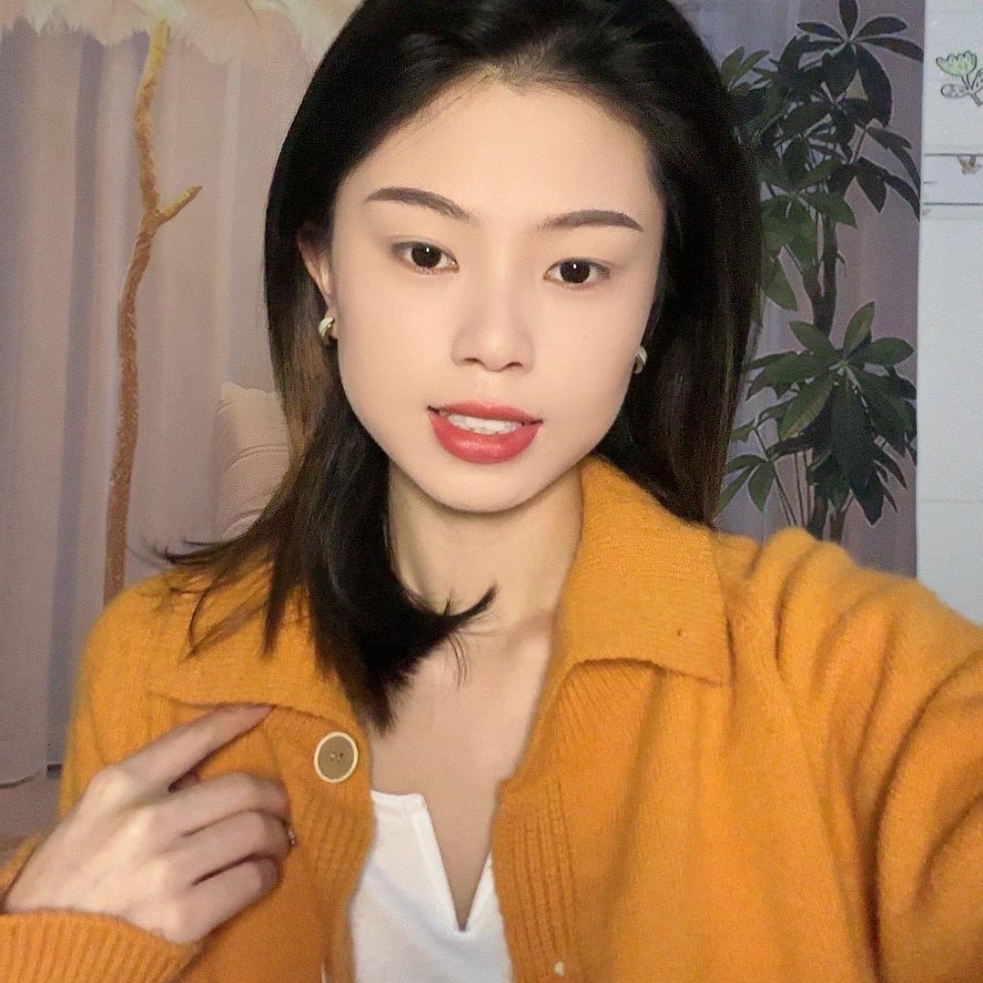 英英🫦