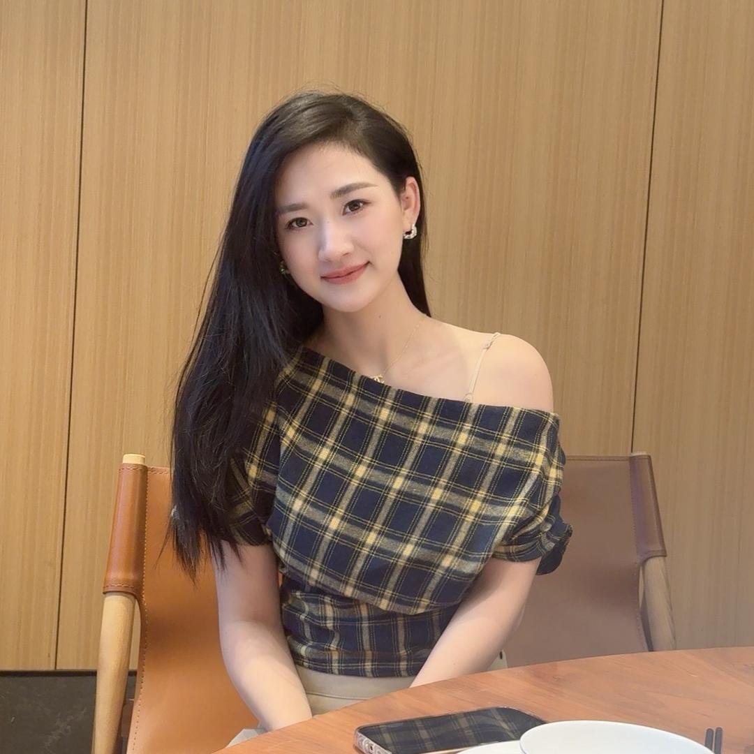 三胎宝妈朵朵（已叟18巾）