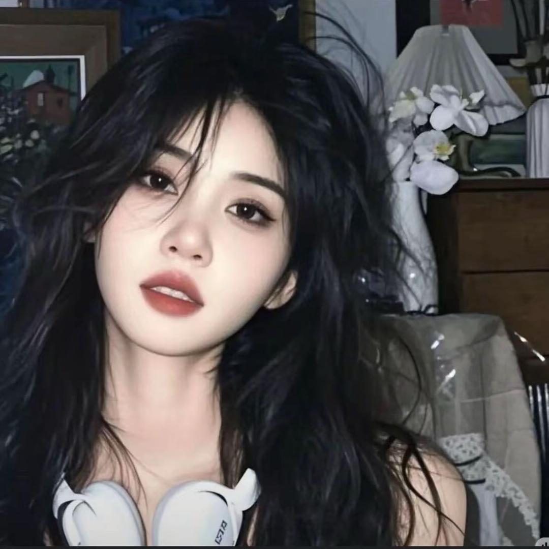 财神爷心尖上的小女人🌾